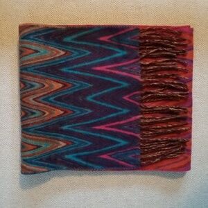 Cashmink scarf with fringe